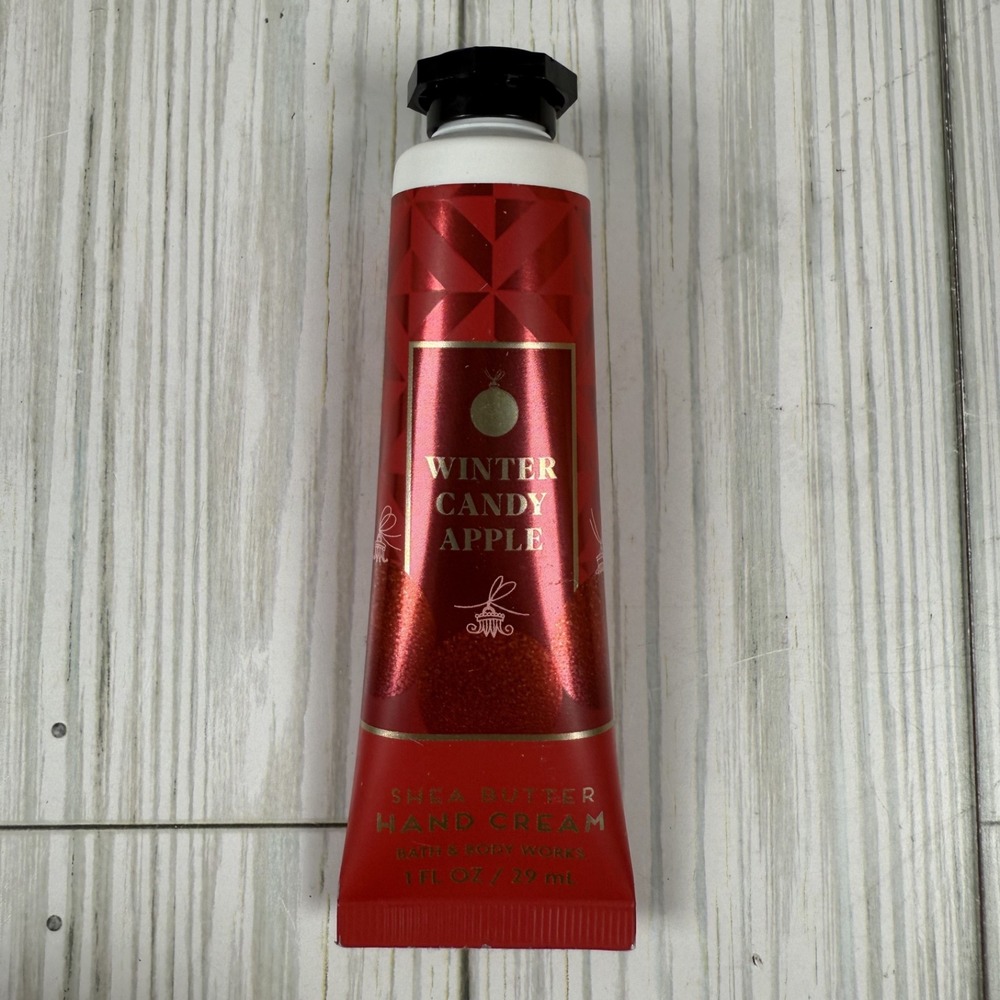 1 BATH & BODY WORKS WINTER CANDY APPLE HAND CREAM LOTION SHEA BUTTER 1OZ TRAVEL‎